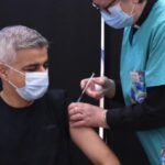 El alcalde de Londres sufrió un ataque al corazón pocos días después de recibir la «dosis de refuerzo» de la «vacuna COVID»